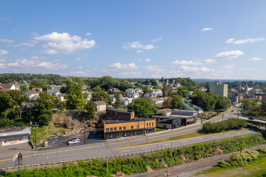 157 N Main St, Pittston, PA for lease - Building Photo - Image 3 of 3