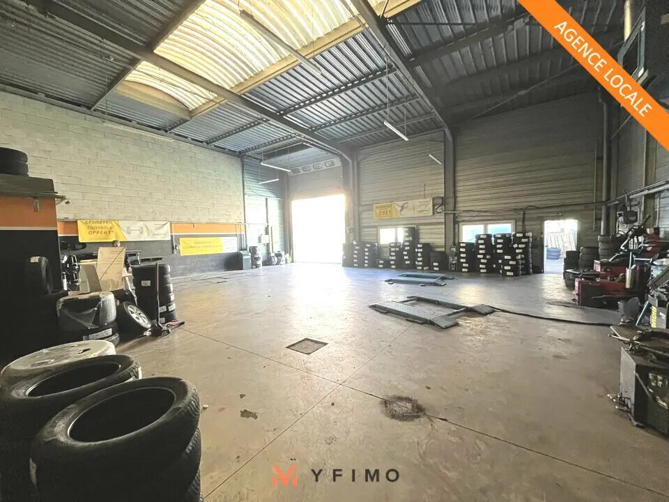 Flex in Les Mureaux for sale Interior Photo- Image 1 of 7