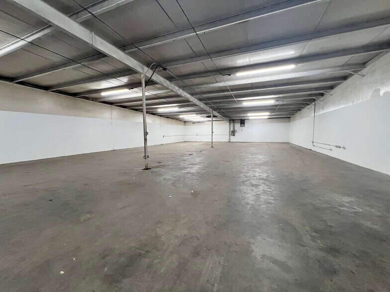 500-508 Alvord Ave, Fort Worth, TX for lease - Building Photo - Image 2 of 4
