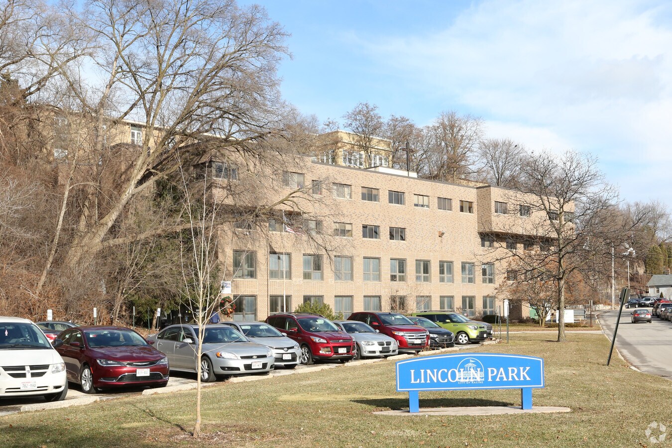 2000 Domanik Dr, Racine, WI 53404 Property Record