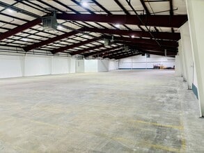 59 Newburgh Rd, Hackettstown, NJ for lease Interior Photo- Image 1 of 3
