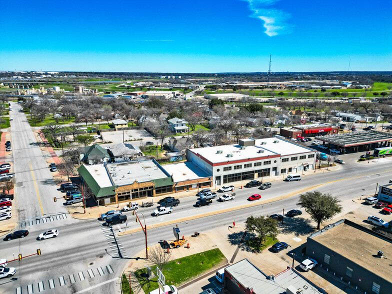 1332 N Main St, Fort Worth, TX 76164 - 1332 North Main | LoopNet