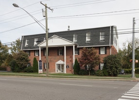344-350 Silas Deane Hwy, Wethersfield CT - Convenience Store