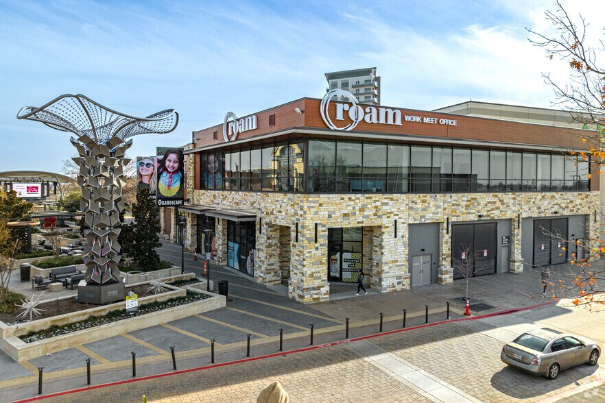 5752 Grandscape Blvd, The Colony, TX for lease - Primary Photo - Image 1 of 36