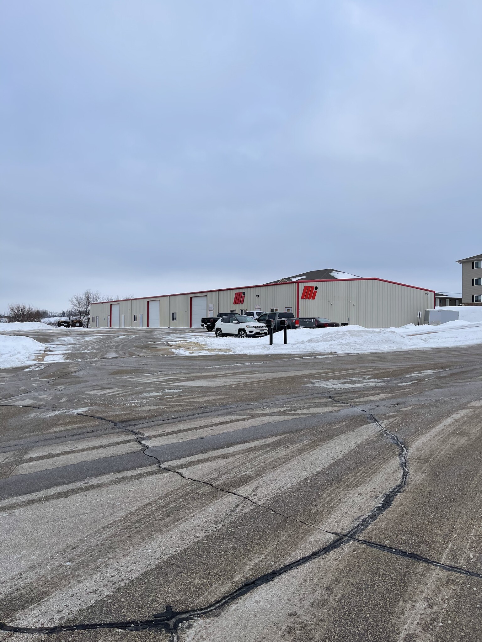 7680 Commerce Park, Dubuque, IA for sale Building Photo- Image 1 of 1