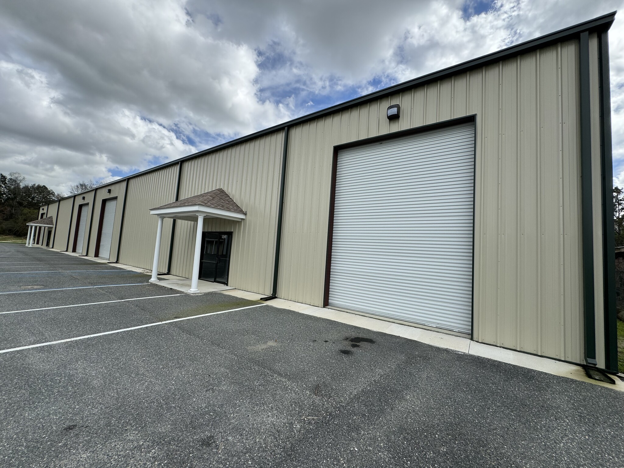 90 Ram Blvd, Midway, FL for lease Building Photo- Image 1 of 9