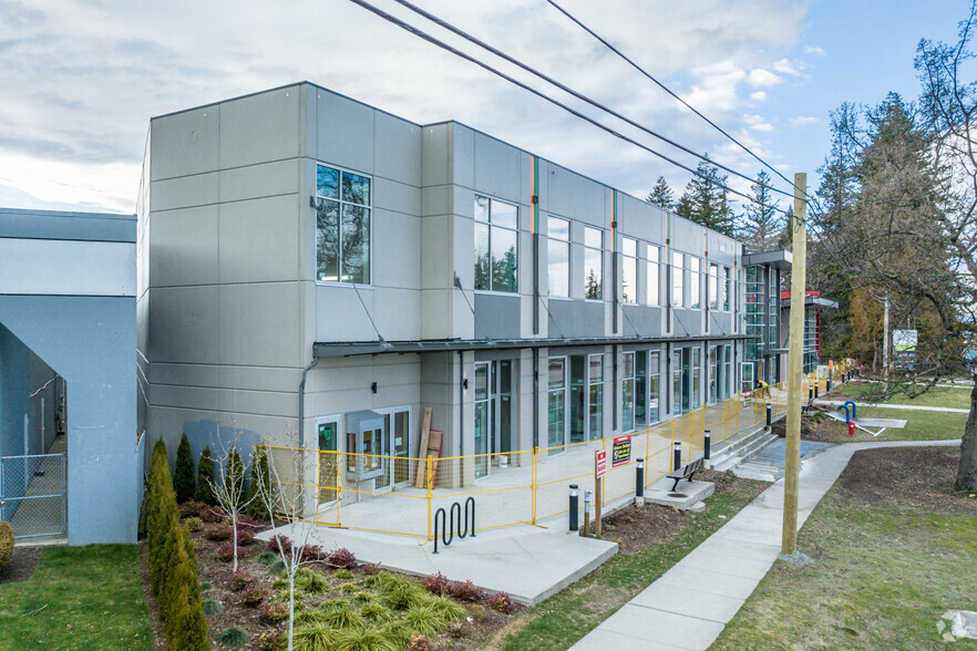 3010 148 St, Surrey, BC for lease - Primary Photo - Image 1 of 5