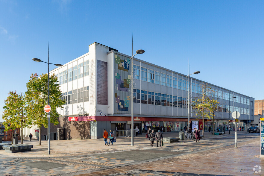 1-5 Stafford St, Stoke On Trent for lease - Building Photo - Image 1 of 8