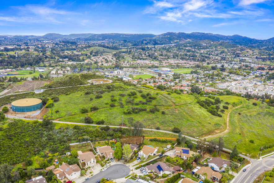 858 Hubbard Ave, Escondido, CA for sale - Aerial - Image 1 of 1