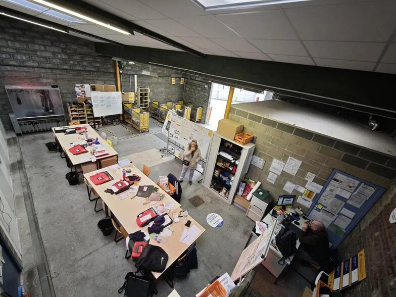 Industrial in Tourcoing for sale - Interior Photo - Image 1 of 5