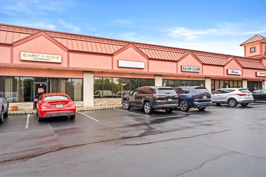 393 Davidsons Mill Rd, Jamesburg, NJ for lease - Building Photo - Image 2 of 18