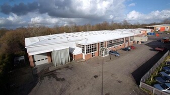 Premier Way, Romsey HAM - Warehouse