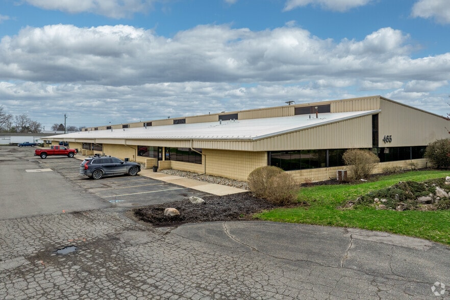 465 Glaspie St, Oxford, MI for lease - Primary Photo - Image 1 of 6
