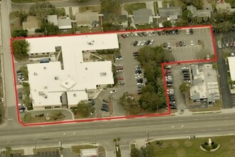 4555 S Manhattan Ave, Tampa, FL - AERIAL map view