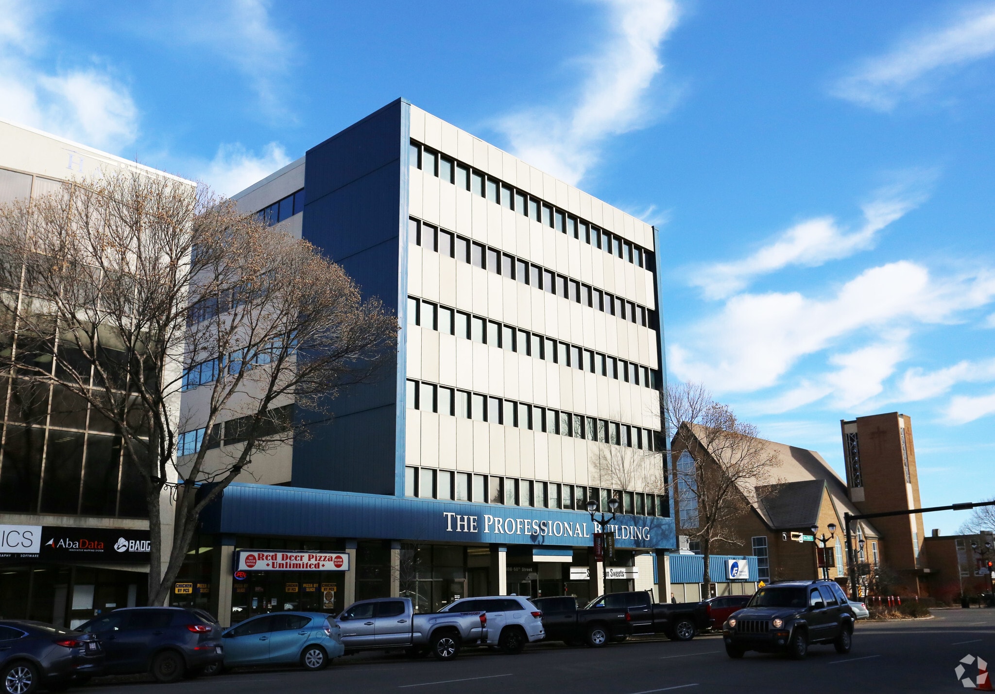 4808 50 St, Red Deer, AB for sale Primary Photo- Image 1 of 1