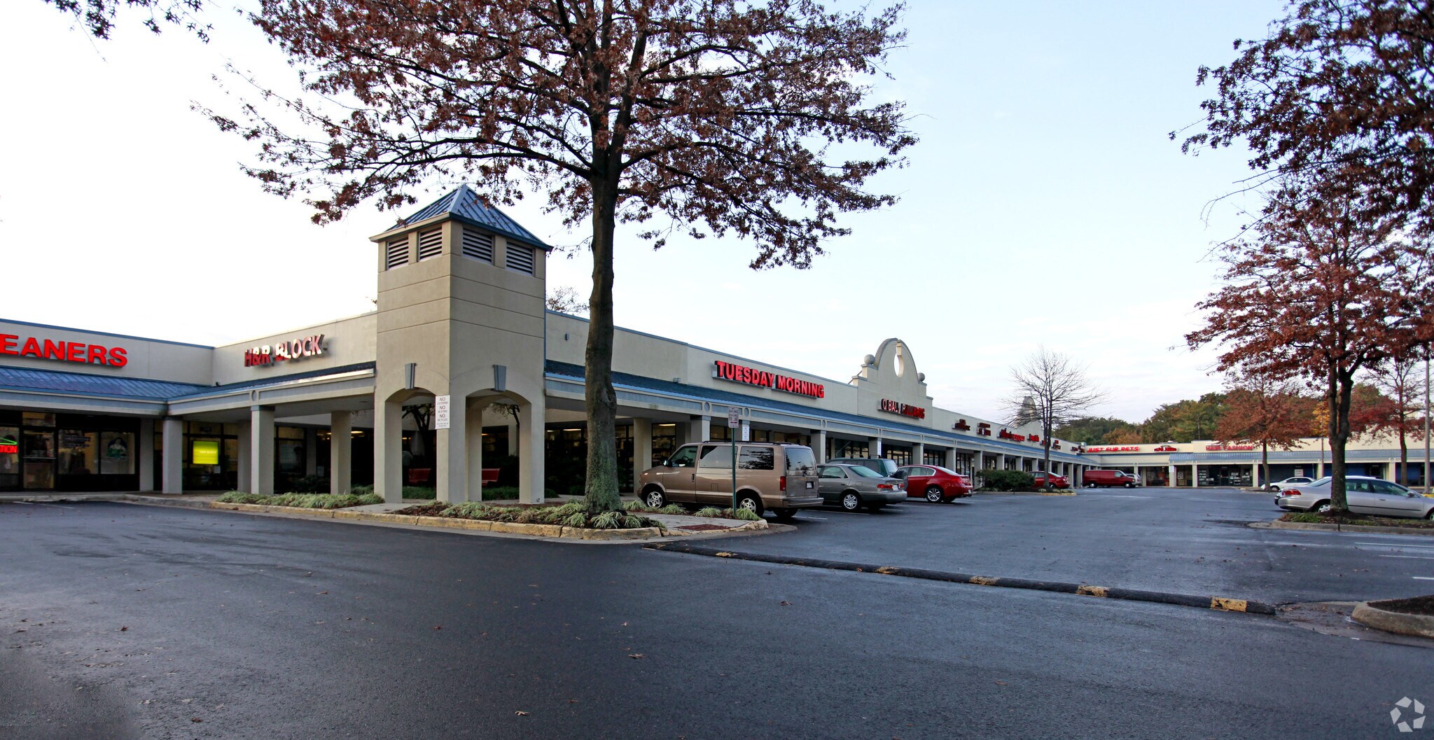 62066230 Rolling Rd, Springfield, VA 22152 West Springfield Shopping