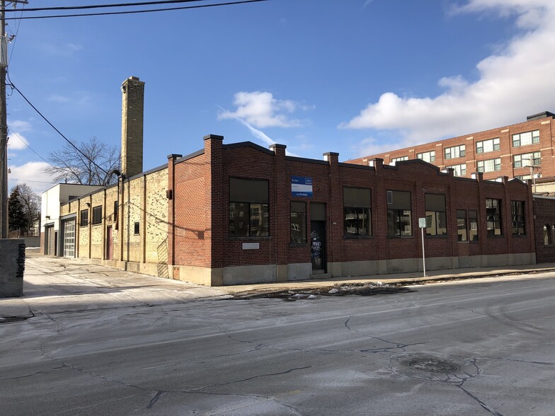 1117 S 2nd St, Milwaukee, WI for lease - Building Photo - Image 3 of 7