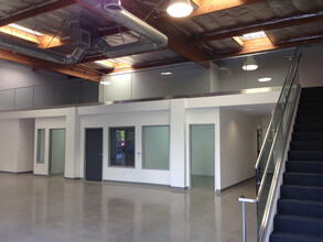 1627 N Gower St, Los Angeles, CA for lease Interior Photo- Image 2 of 7