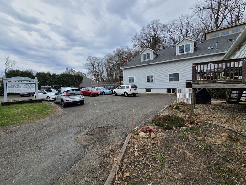 131 Main St, Hatfield, MA for lease - Building Photo - Image 2 of 8