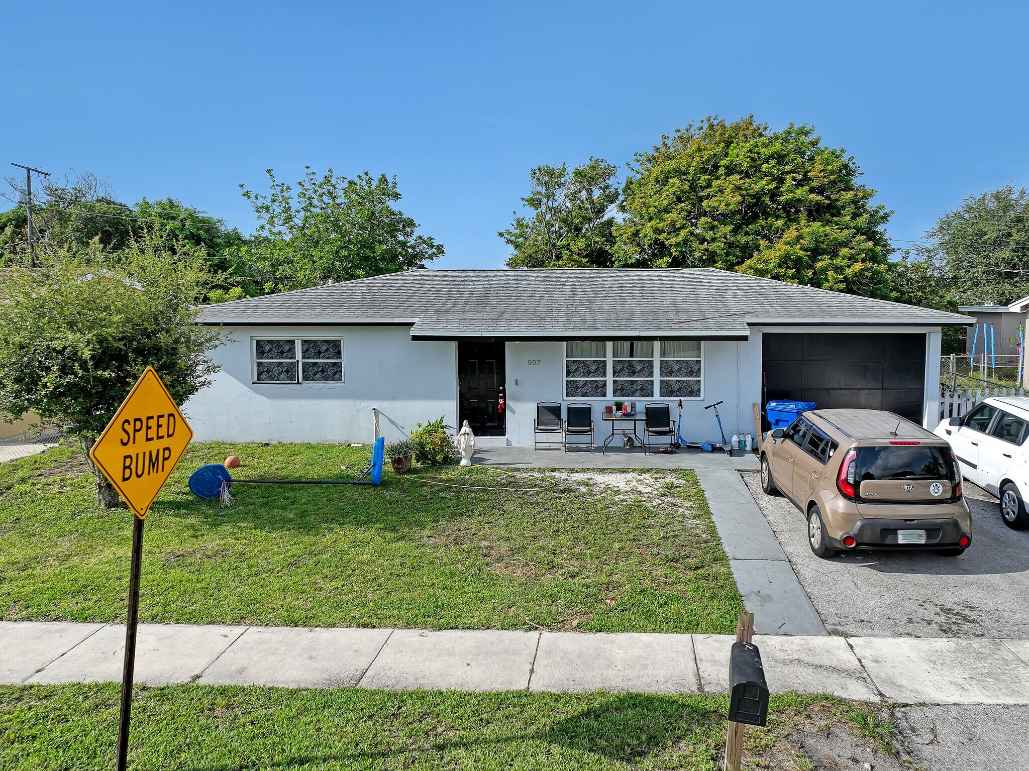 507 W 29th St, Riviera Beach, FL for sale Primary Photo- Image 1 of 2