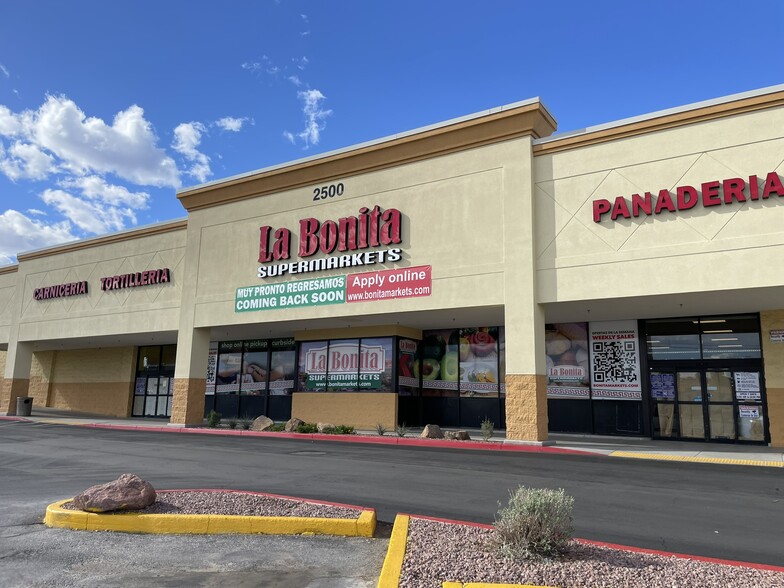 2420-2570 E Desert Inn Rd, Las Vegas, NV for lease - Building Photo - Image 2 of 5