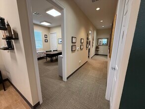 2214 Emery St, Denton, TX for lease Interior Photo- Image 2 of 6