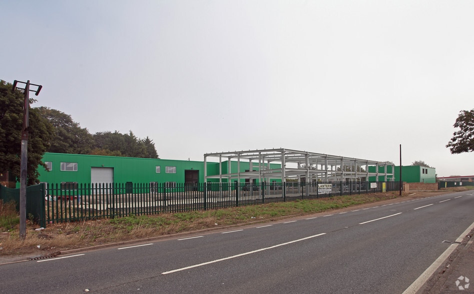 London Rd, Flamstead for lease - Building Photo - Image 3 of 3
