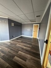 51 Sugar Hollow Rd, Danbury, CT for lease Building Photo- Image 2 of 11