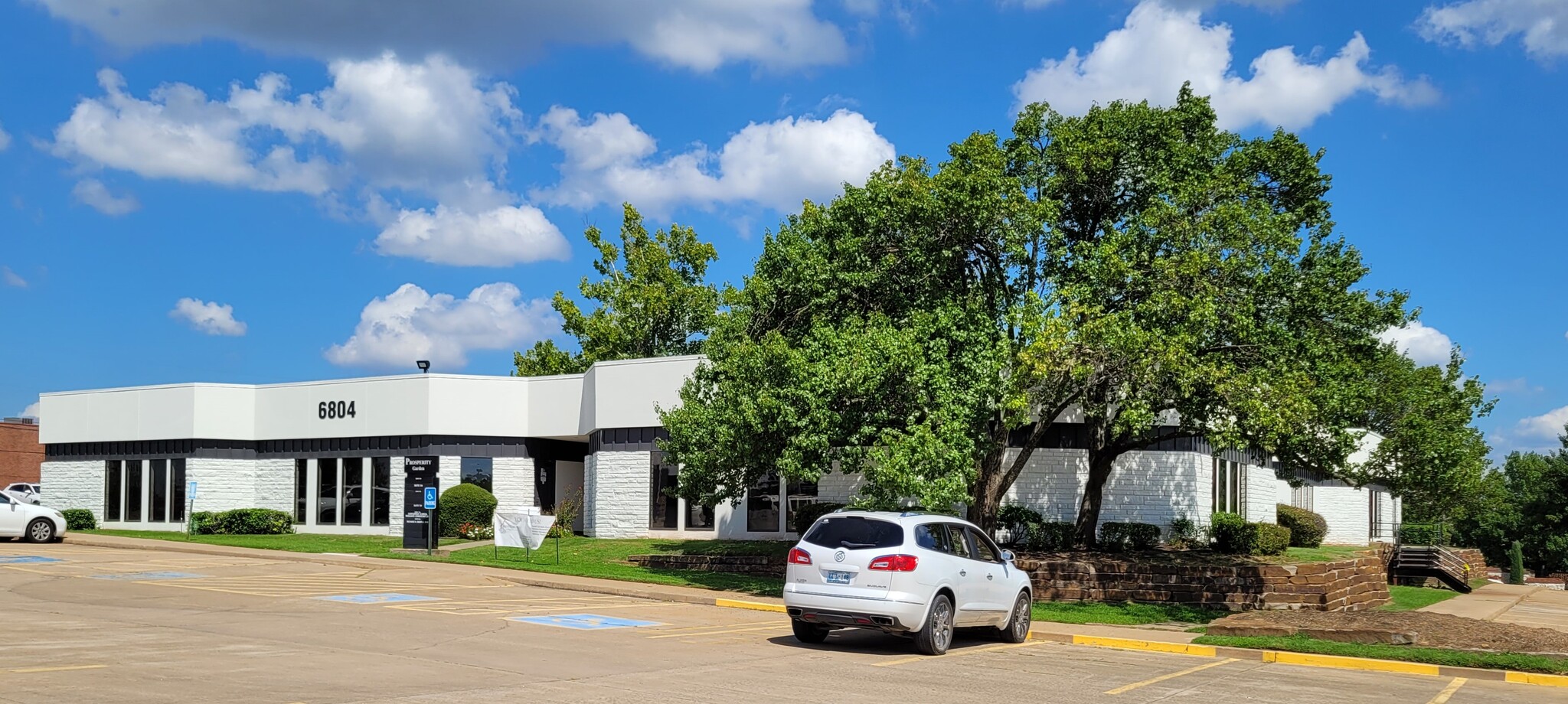 6846 S Canton Ave, Tulsa, OK for lease Building Photo- Image 1 of 6