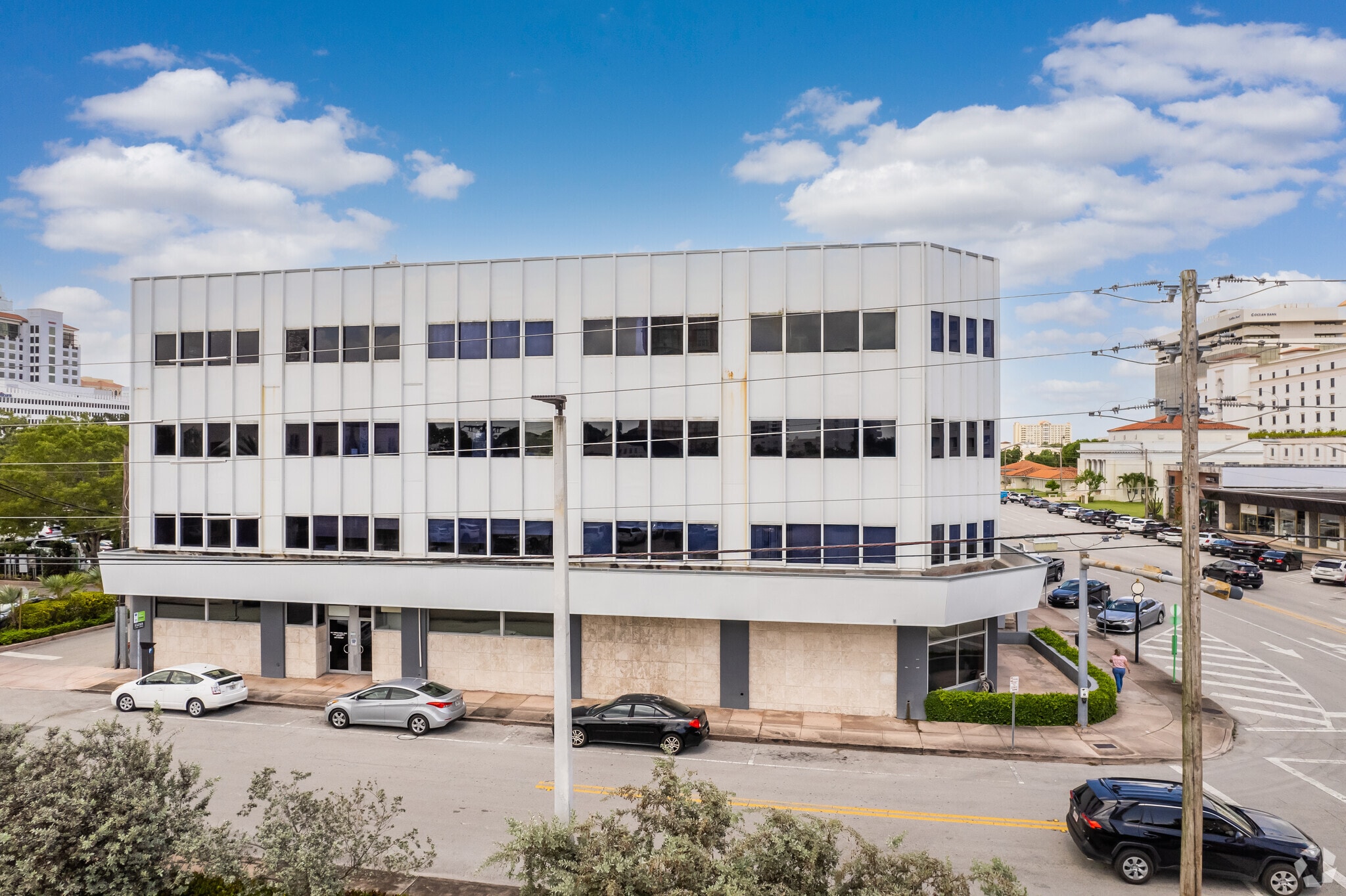 475 Biltmore Way, Coral Gables, FL 33134 Office/Medical for Lease