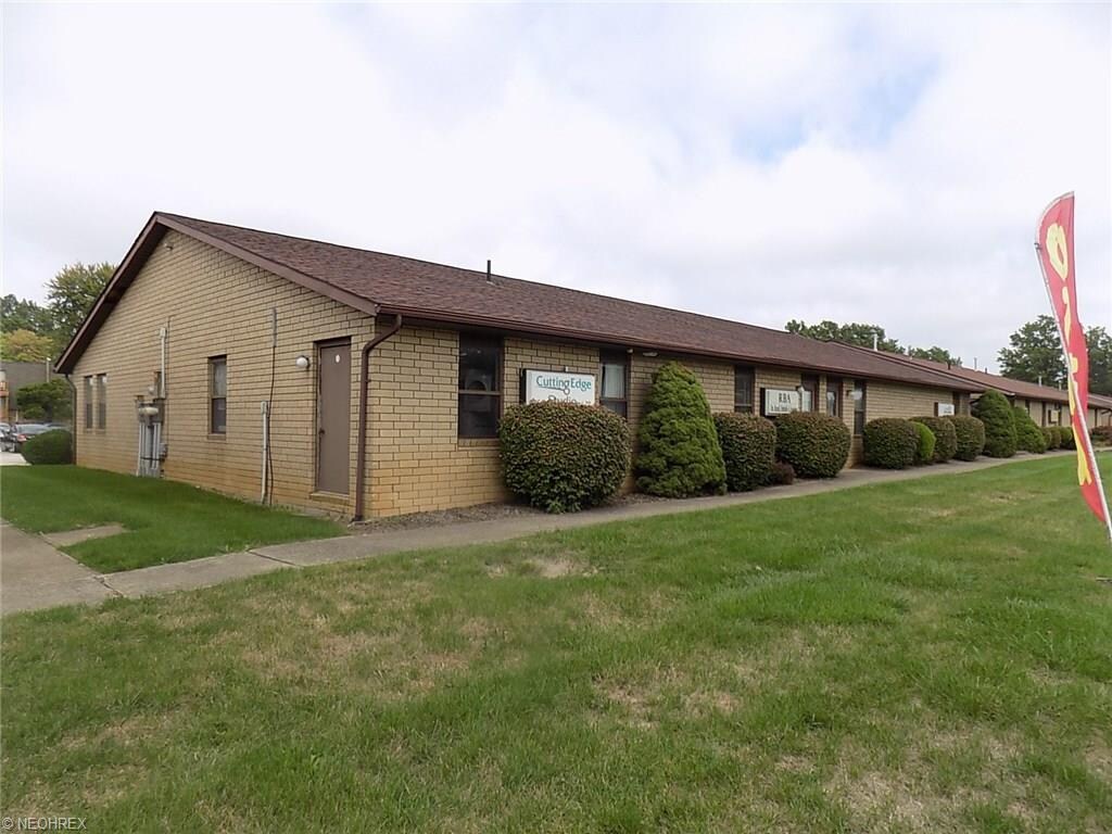 1720 Cooper Foster Park Rd, Lorain, OH for sale Primary Photo- Image 1 of 1