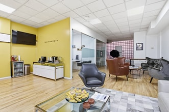 375 Fifth Ave, New York, NY for lease Interior Photo- Image 1 of 9