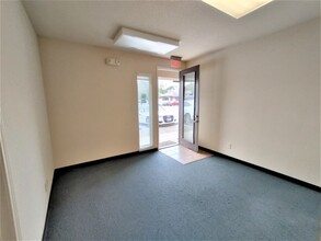 930 S Bell Blvd, Cedar Park, TX for lease Interior Photo- Image 2 of 19