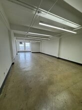 122 E 7th St, Los Angeles, CA for lease Interior Photo- Image 1 of 3