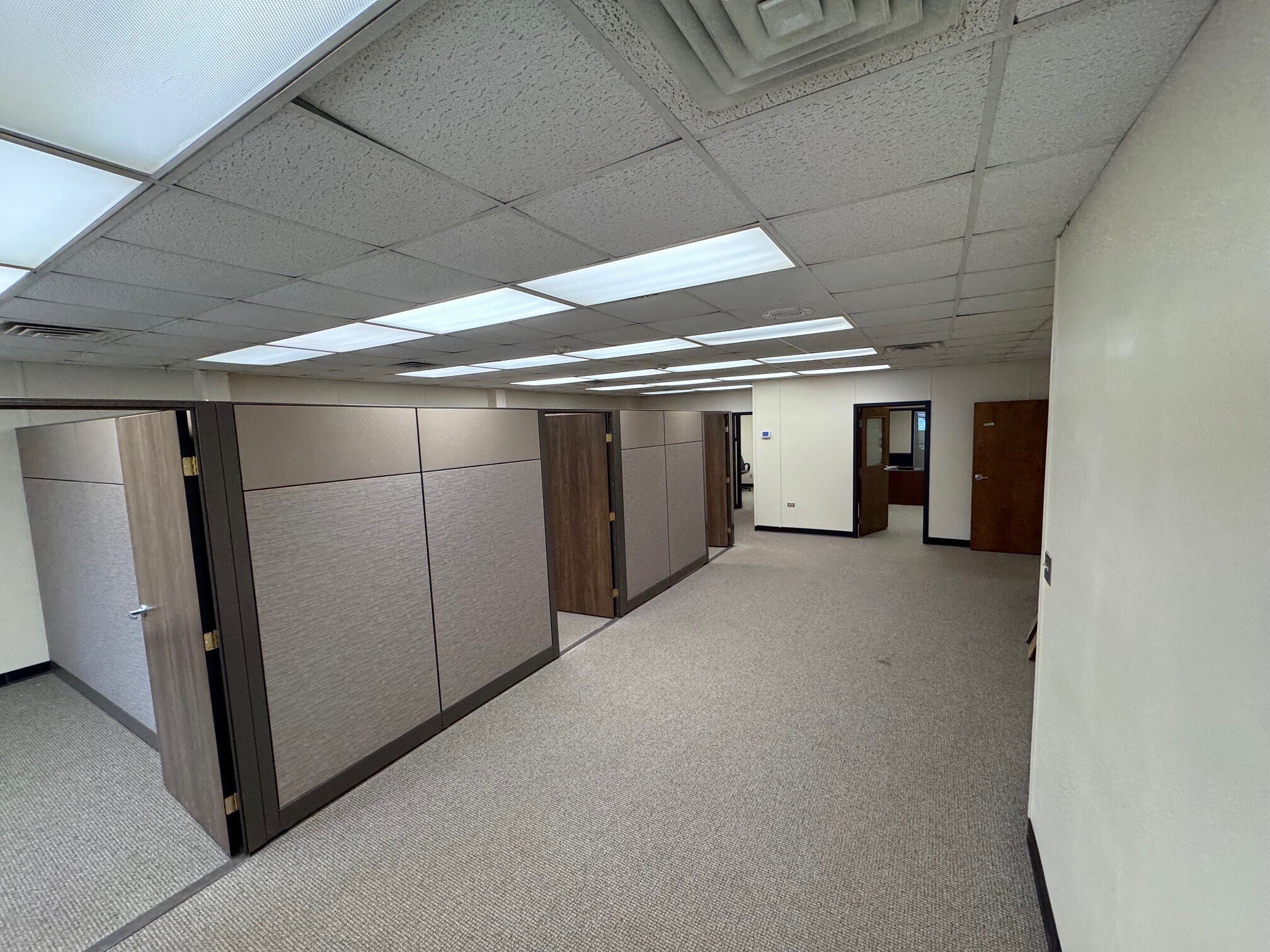 1331 Broad Ave, Findlay, OH for lease Interior Photo- Image 1 of 7