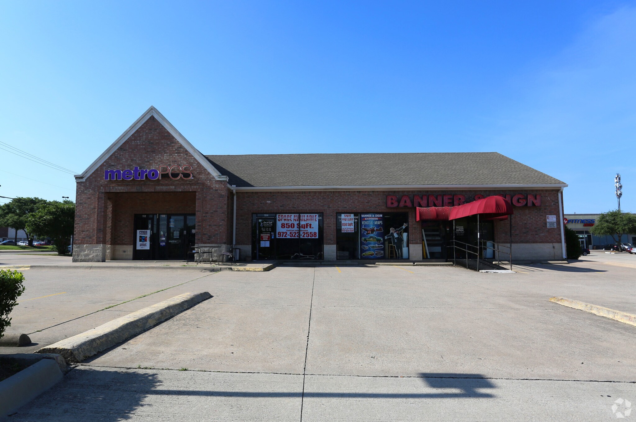 2774 E Trinity Mills Rd, Carrollton, TX for sale Primary Photo- Image 1 of 1