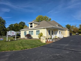 3177 Seneca Tpke, Canastota NY - Pub
