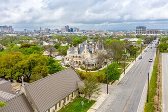950 E Grayson St, San Antonio, TX - AERIAL map view