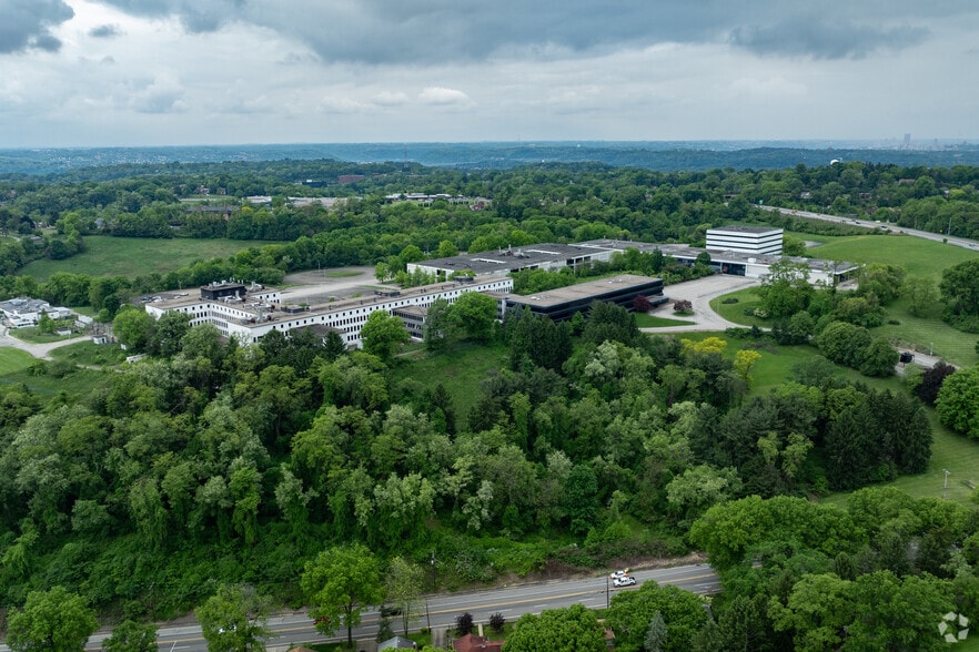 1310 Beulah Rd, Pittsburgh, PA for sale - Building Photo - Image 3 of 12