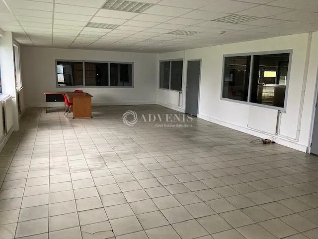 Office in Blois for lease - Interior Photo - Image 1 of 5