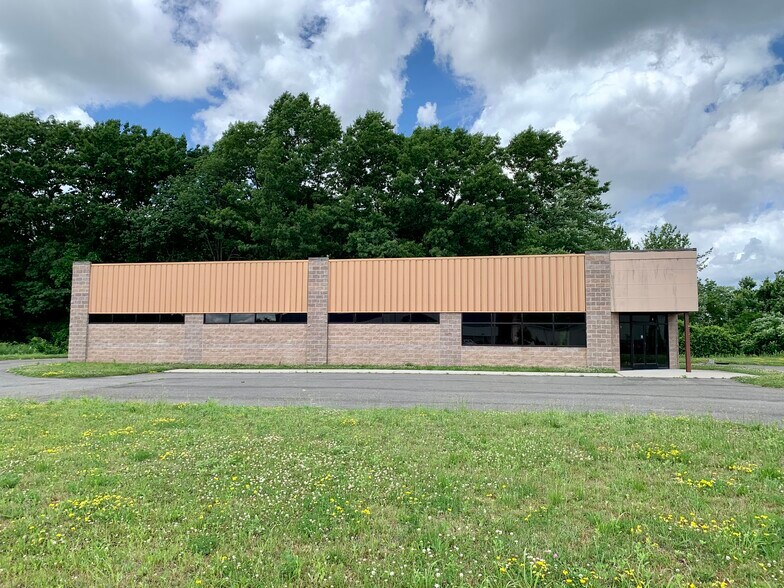 35 Commerce Dr, Cromwell, CT for sale - Primary Photo - Image 1 of 1