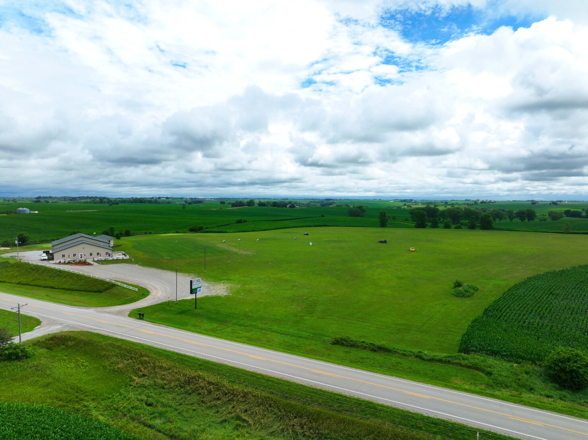 6232 S-74 Highway, Newton, IA for sale Primary Photo- Image 1 of 1