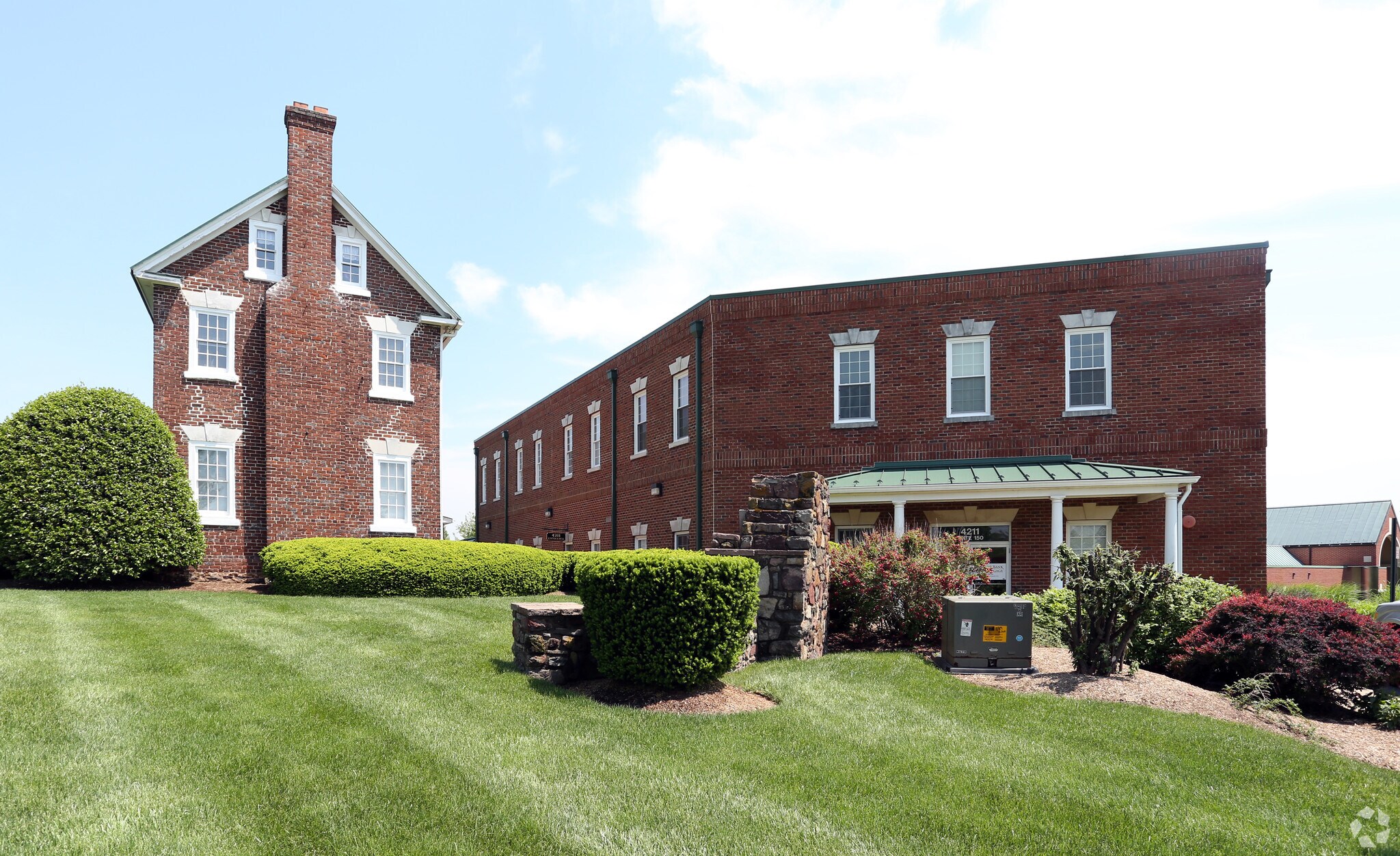 42014211 Pleasant Valley Rd, Chantilly, VA 20151 Pleasant Valley