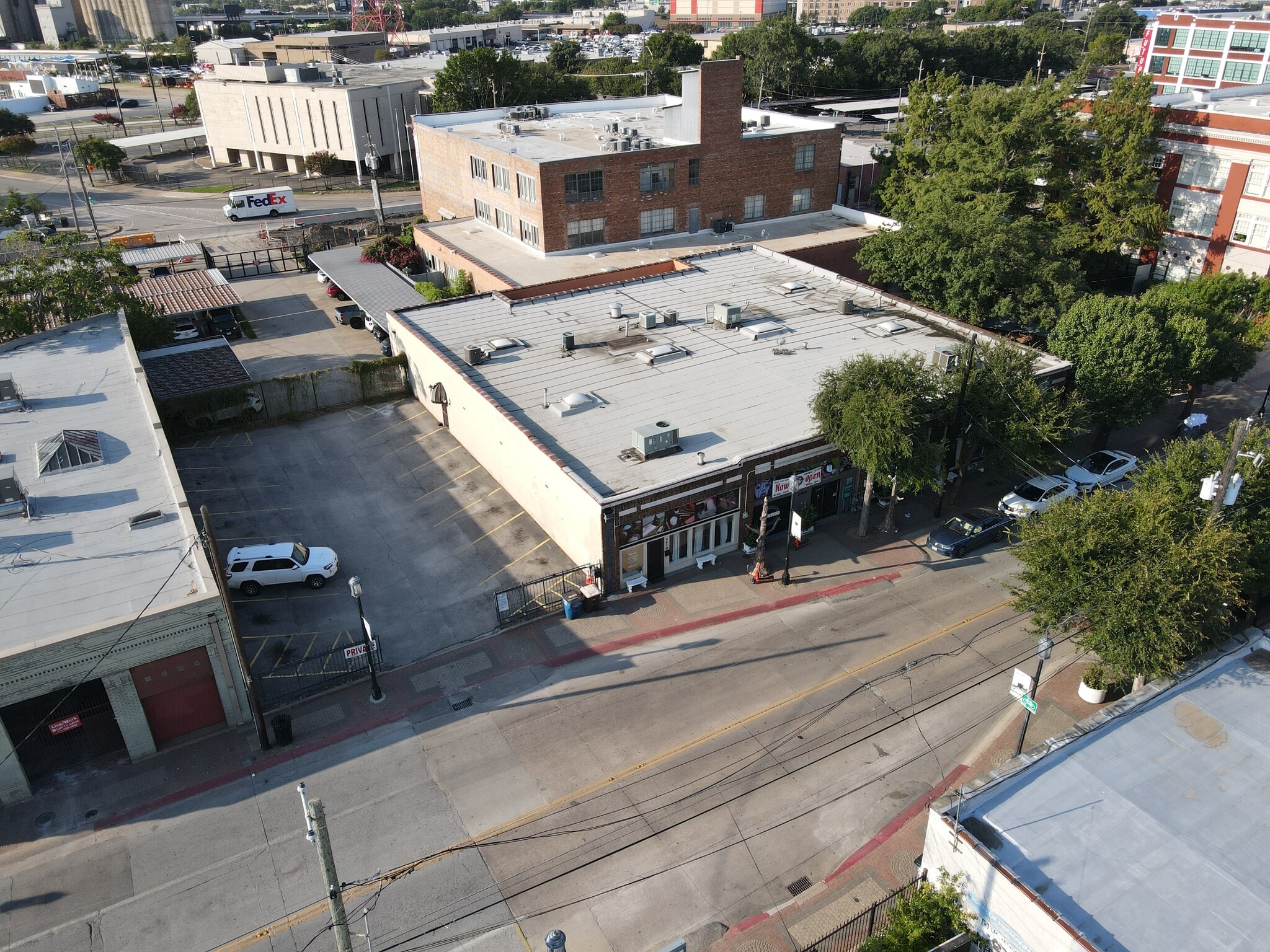 3412 Main St, Dallas, TX for sale Primary Photo- Image 1 of 2