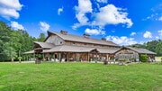 The Barn at Goose Creek - Motel