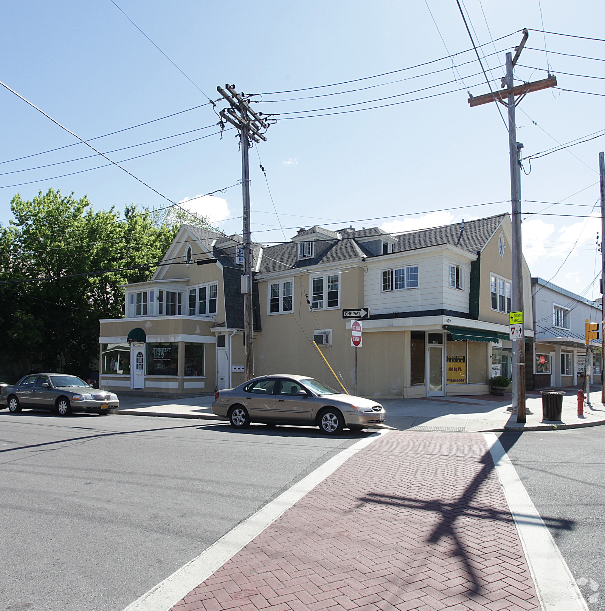 1609 Union St, Schenectady, NY for sale Primary Photo- Image 1 of 1