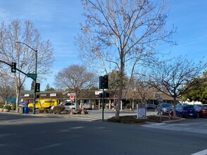 2655-2675 Middlefield Rd, Palo Alto, CA for lease Building Photo- Image 2 of 7