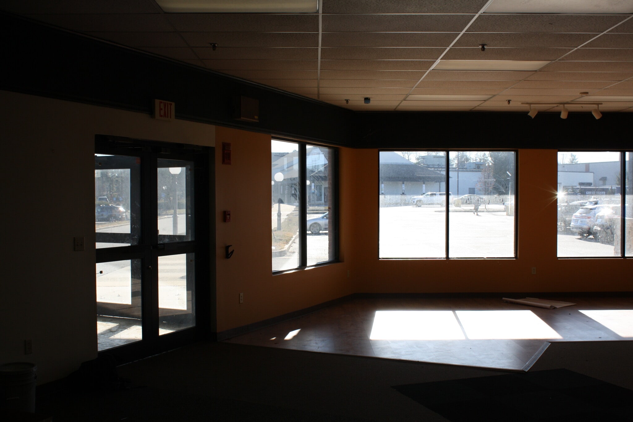71-101 Carver Rd, Plymouth, MA for lease Interior Photo- Image 1 of 6