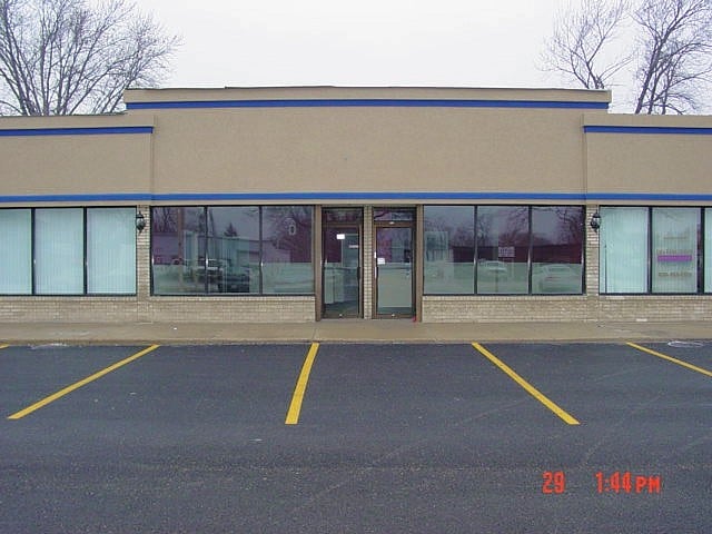 600-658 N Addison Rd, Villa Park, IL for lease - Primary Photo - Image 1 of 8