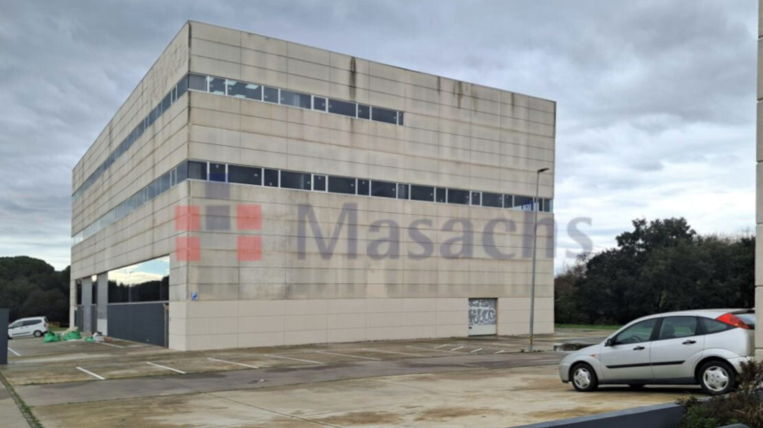 Industrial in Santa Maria de Palautordera, Barcelona for sale Primary Photo- Image 1 of 7